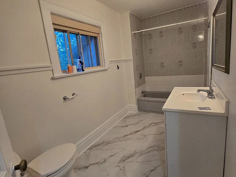 16 Highland Ave #B — Photo 8