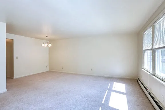 Sundridge Apartments — Photo 4