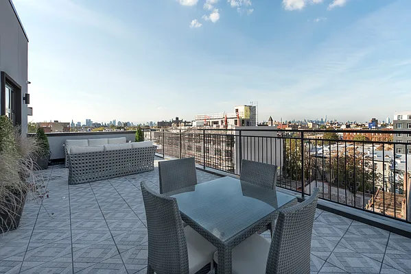 Rented by Bold New York | media 86