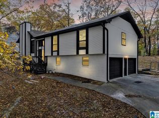 1404 Mollys Pl, Alabaster, AL 35007