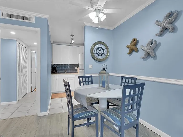1295 Gulf Shore Blvd S #218 — Photo 5