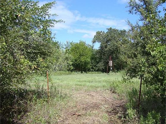 4th image of 324 County Road 317