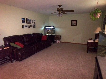 3rd image of 609 Stockdale Dr