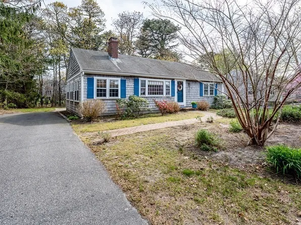11 Sycamore Ln, South Dennis, MA 02660