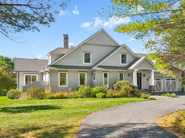 142 Woodville Road, Falmouth, ME 04105