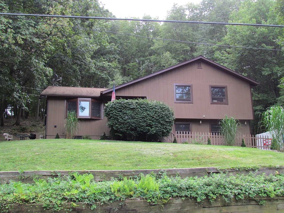 48 Roosevelt Rd, Hyde Park, NY 12538 Zillow