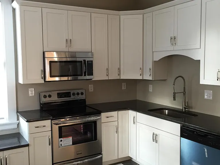 3206 Barton Ave — Photo 8