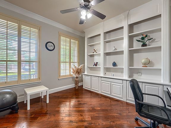 3rd image of 2265 Bannister Dr