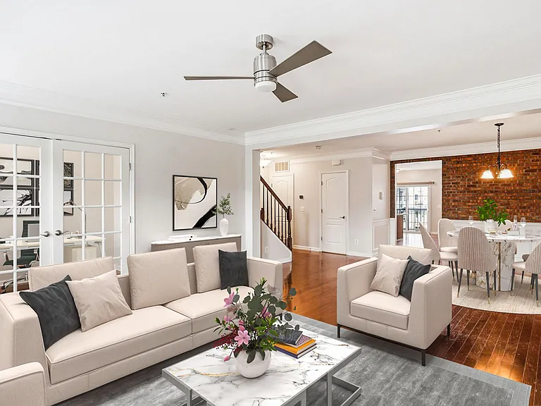 15360 Kensington Park Dr — Photo 5