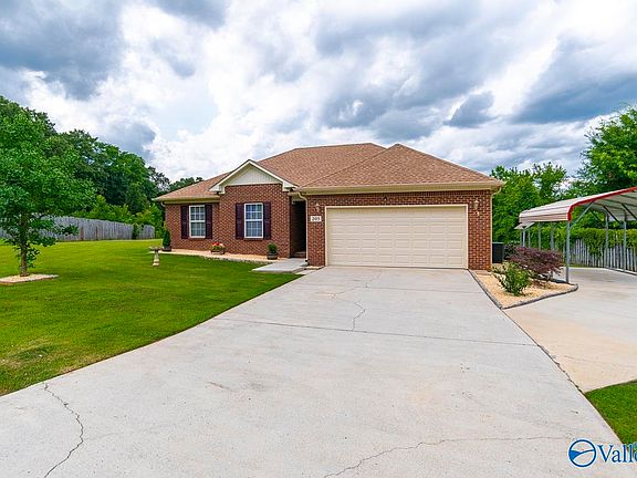 3rd image of 205 Maltese Ct