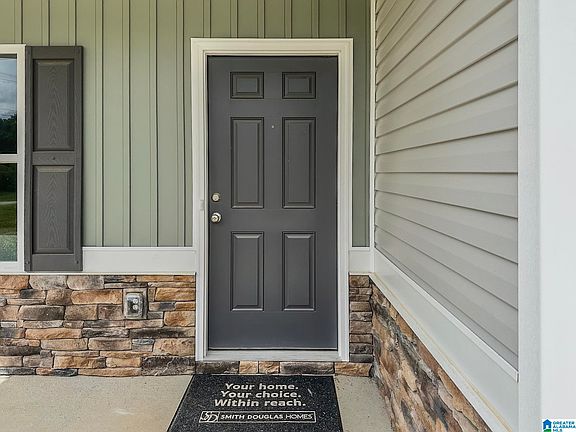 2nd image of 11 Wood Ln