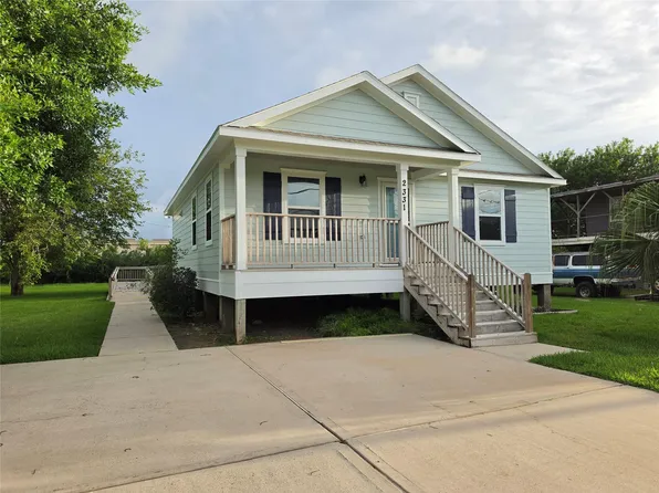 2331 Rue De Lafitte Dr, Dickinson, TX 77539
