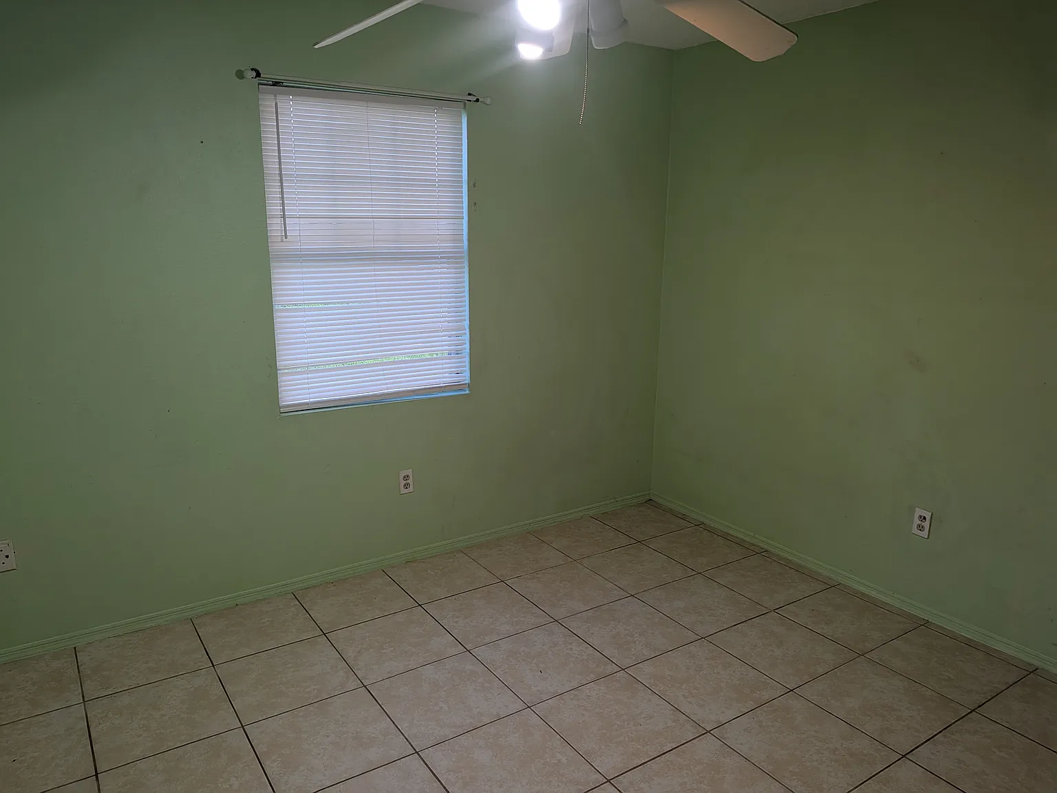 3 bed, 1116 sqft, $1,695 — Photo 3