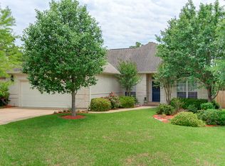 1812 Gray Stone Dr, Bryan, TX 77807