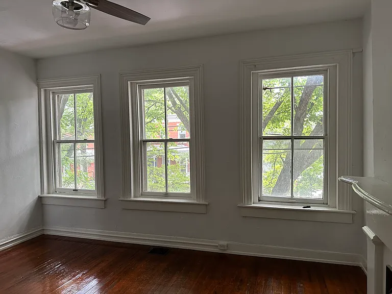 105 S Pine St — Photo 44