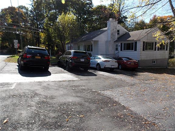 2nd image of 2 Ogden Ave