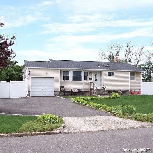 1st image of 2812 Watch Hill Avenue