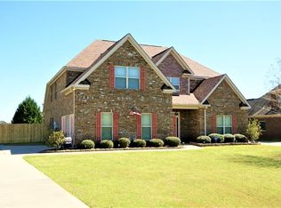 6 Sweetwater Park Dr, Fort Mitchell, AL 36856