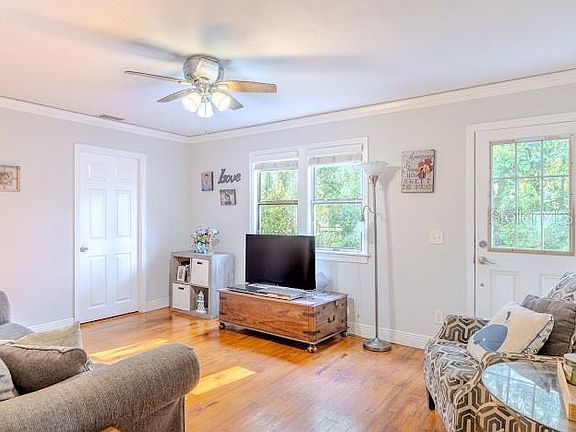 2nd image of 11727 SW 122nd St