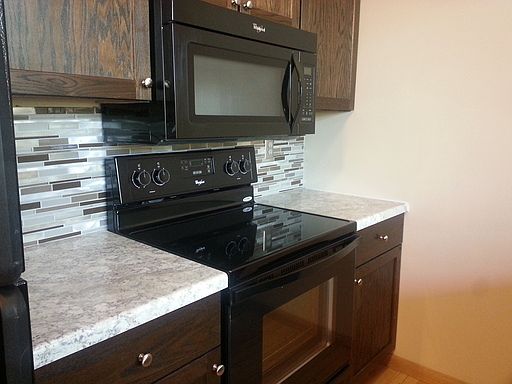 3rd image of 810 4th Ave S Ste 222