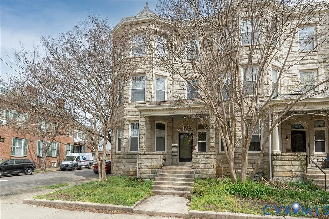 1 bed, 1.0 bath, 315 sqft, $1,395 — Photo 2