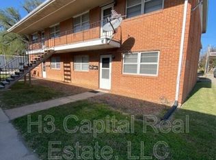 17 S Long St APT 1, Caseyville, IL