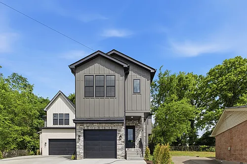 1703B Jeans Ct Photo 1