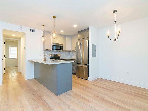 3rd image of 107 S Obrien St Unit 118