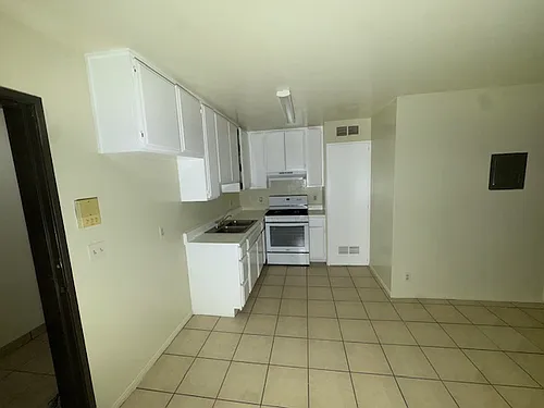 13750 Vanowen St #14 Photo 1
