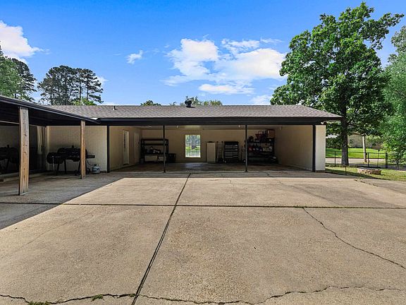 5th image of 3301 Rockbrook Dr