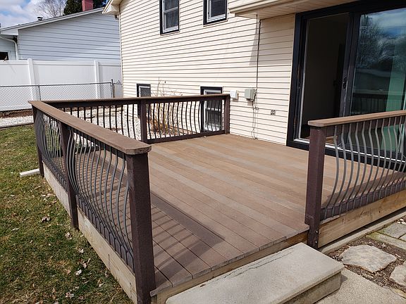 4th image of 2843 Brookview Ct