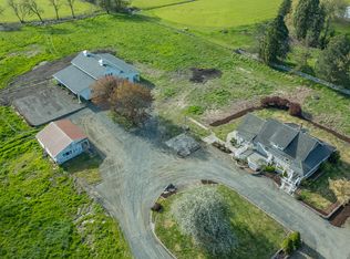 38588 Goar Rd, Scio, OR 97374