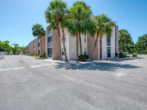 519 Albee Farm Rd APT 212, Venice, FL 34285