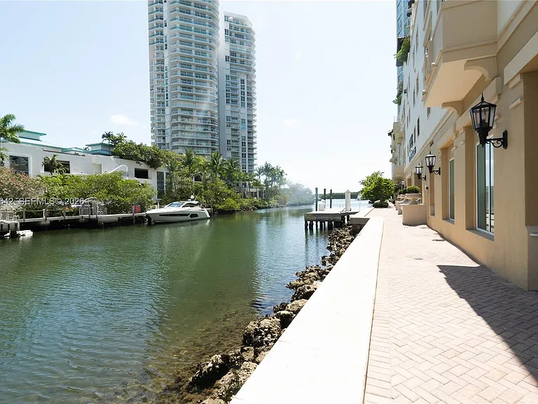 150 Sunny Isles Blvd #Townhouse 1-403 — Photo 1