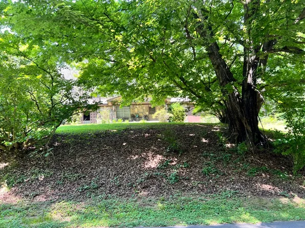 525 Hungry Hollow Rd SE, Cleveland, TN 37323
