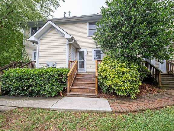 2nd image of 604 Spring Garden St