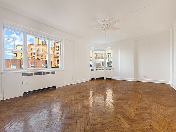 2nd image of 200 Cabrini Blvd APT 17