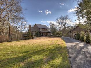 223 Mountain Tops Rd, Blue Ridge, GA 30513