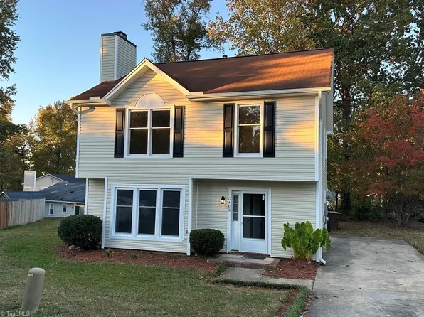 3402 Argyle Ln, Greensboro, NC 27406