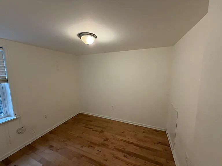 2143 E Sergeant St — Photo 6