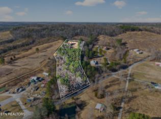 629 Lowe Rd, Crossville, TN 38572