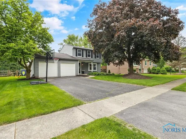 6549 Meadowcroft Ln, Maumee, OH 43537