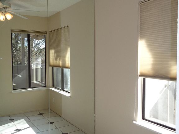 5th image of 653 Yolo Ct