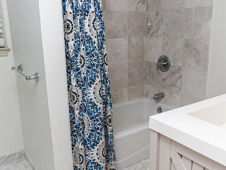 618 Bayshore Ave — Photo 34