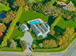 700 David Whites Ln, Southampton, NY 11968