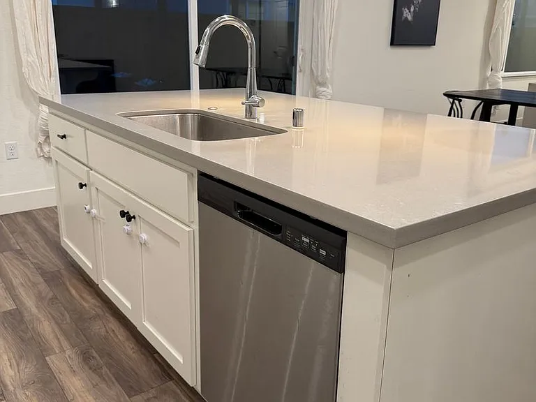 2478 Founders Pl — Photo 9