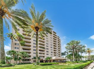 90 Edgewater Dr APT 501, Coral Gables, FL 33133
