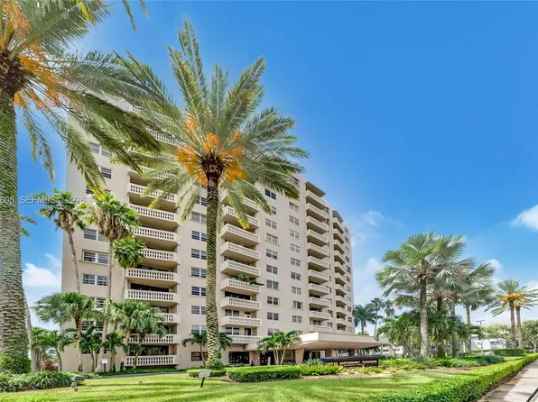 90 Edgewater Dr APT 501, Coral Gables, FL 33133