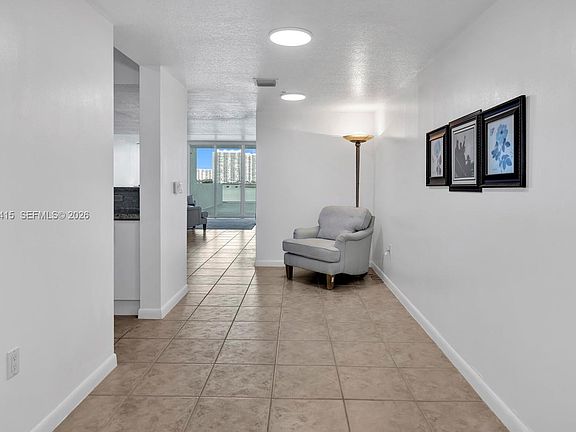 4th image of 18100 N Bay Rd #304