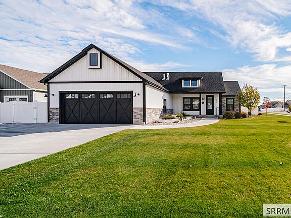 2nd image of 6315 Maggie Dr